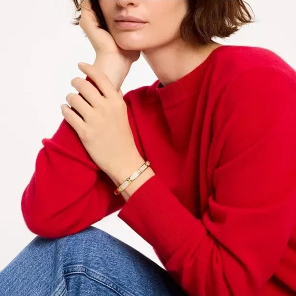 💛🔹️Kate Spade🔹️ Heritage Bloom Hinged Bangle Gold [$148] - Picture 4 of 7